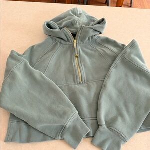 Lululemon 1/4 zip Scuba